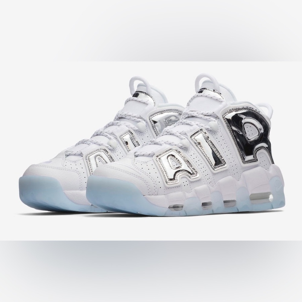 Nike women’s uptempo chrome!!